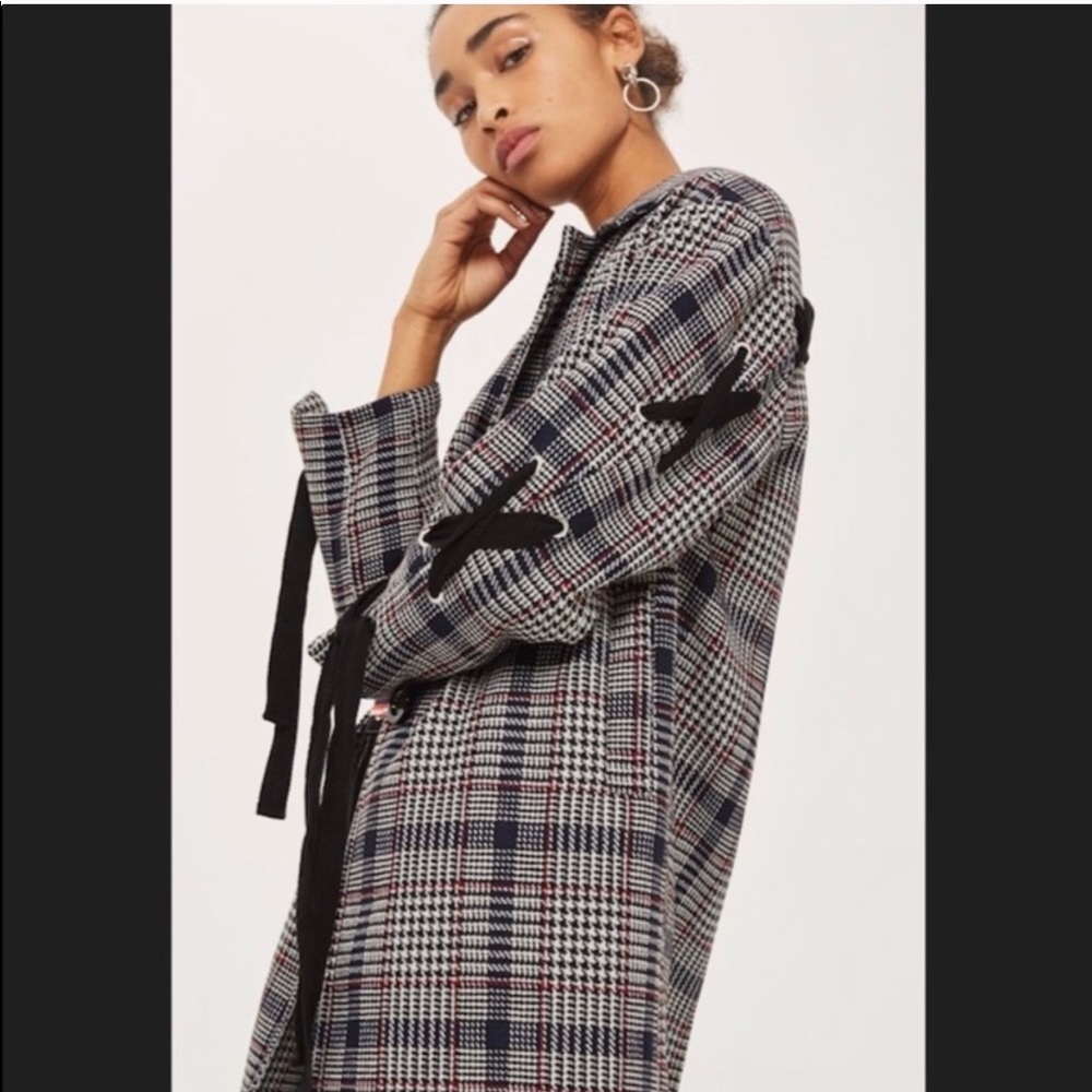 Topshop coat with cute back detail size 8 like new